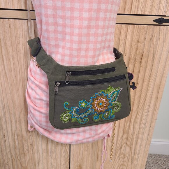 Olive Green Embroidered Fanny Pack - Boho Floral Design - Picture 9 of 11